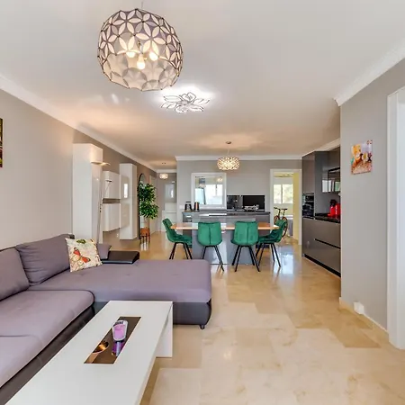 Апартаменты Beach Apartment Marbella