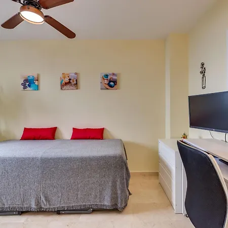 Beach Apartment Marbella 马尔韦利亚